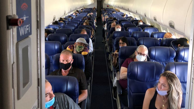 Proposal-Airline CEOs Ask Biden to Remove Masks 