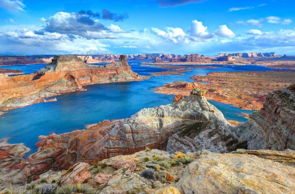 1653083044 901 11 Amazing Lakes in Arizona Two Are Under the Radar - 10 of the Most Lucid Lakes in the USA - August 9, 2022