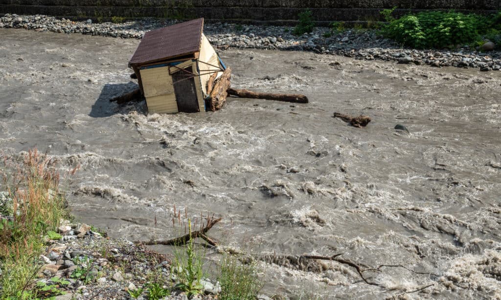 A small house destroyed the mudflow in the mountains