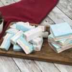 Marshmallow multicolore: la ricetta per prepararli in casa