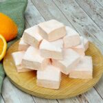 Orange marshmallow: the recipe for a treat to share with adults and children